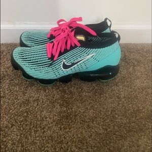 nike vapor max south beach limited edition pink and blue shoes